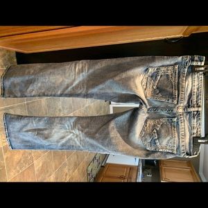 Daytrip Buckle Jeans